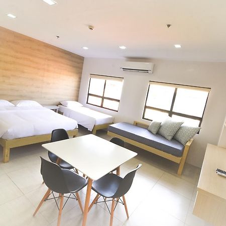 Felix Residences Cebu Bagian luar foto