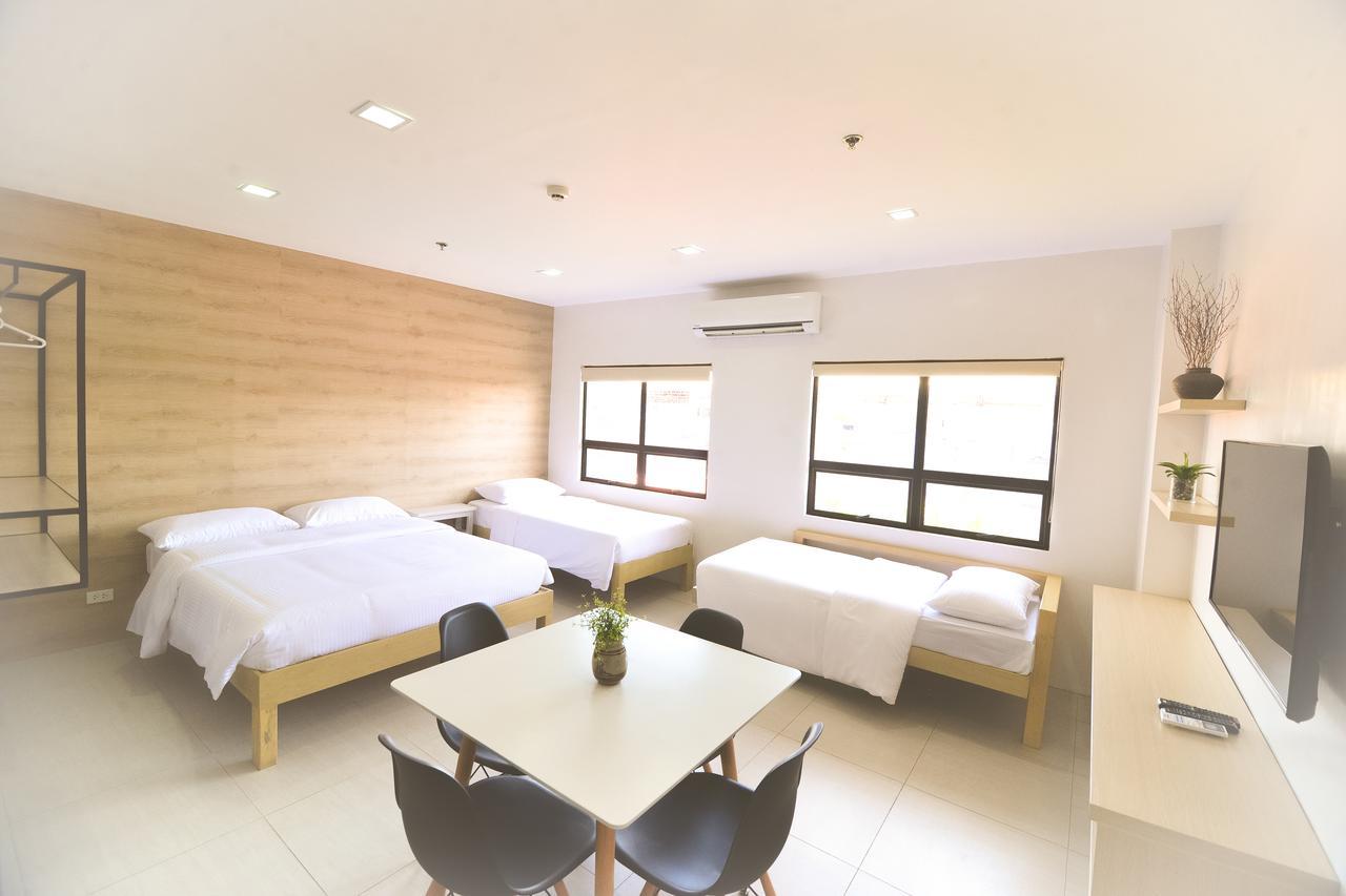 Felix Residences Cebu Bagian luar foto