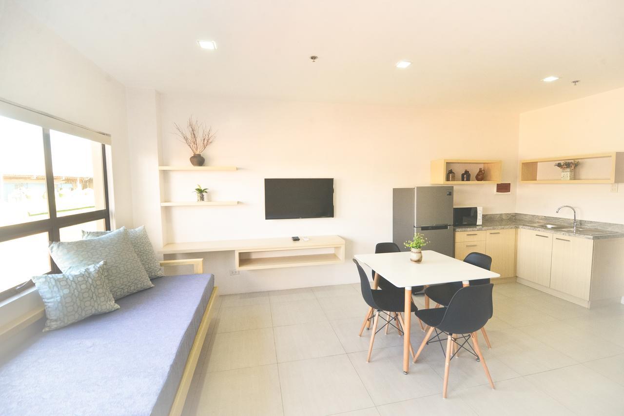 Felix Residences Cebu Bagian luar foto